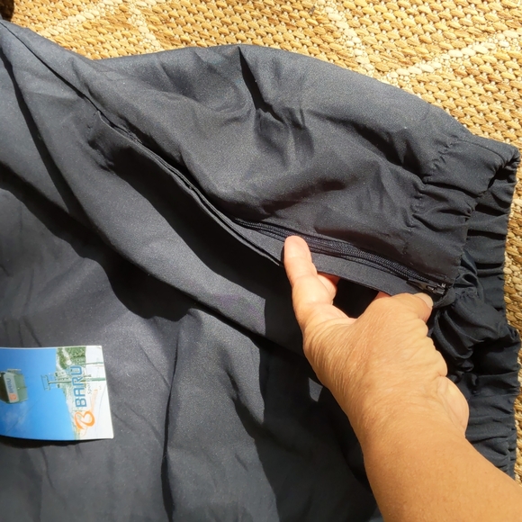 United States Navy logo short sleeved golfing windbreaker - Picture 5 of 5